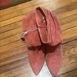 Brand new/never worn. Naturalizer Coral Suede Ankle Boots